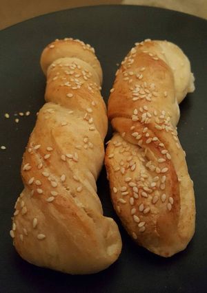 A picture of Sesame Seed Twists.