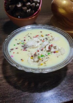 कस्टर्ड विद फ्रूट (custard with fruit recipe in Hindi) रेसिपी मुख्य फोटो