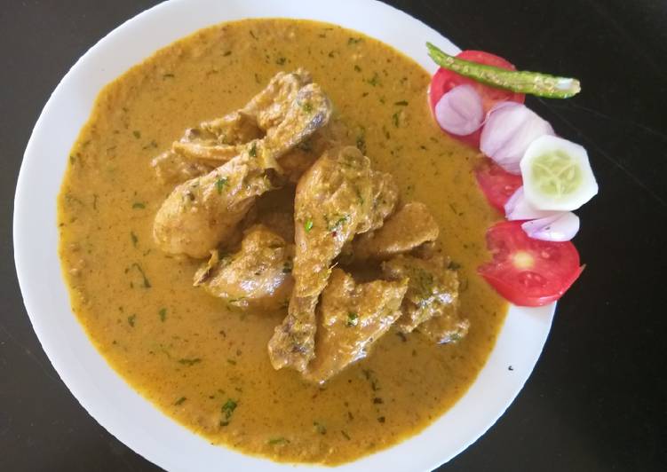 Steps to Make Favorite Chicken maharani
