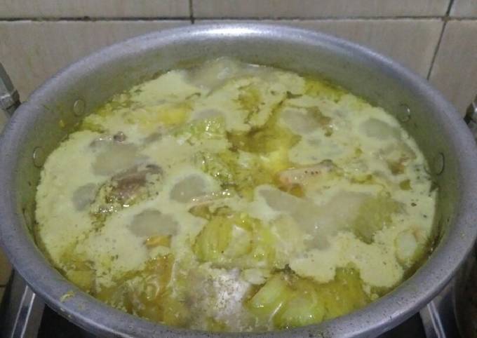 Opor ayam kampung + kluweh