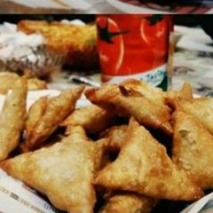 A picture of MayoCold potatoes samoosa.