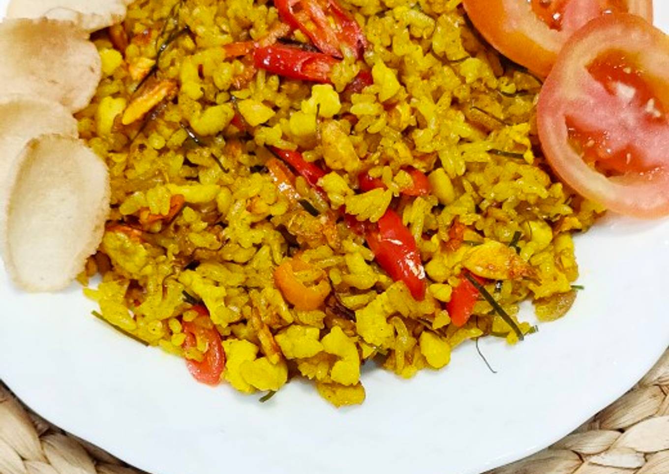 Nasi Goreng Kunyit Daun Jeruk