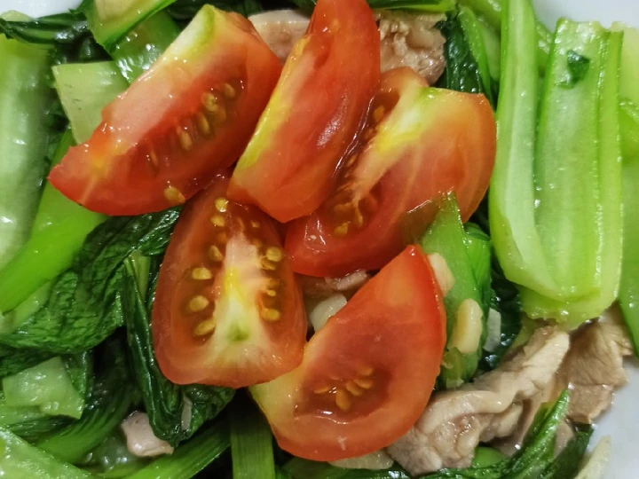 Easy Steps Prepare Recipes Tumis Pakcoy Ayam Bawang putih the Delicious Really Delicious.