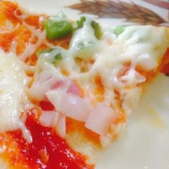 A picture of Uttapam pizza.