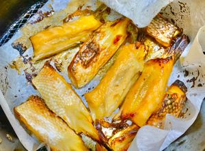 Hình của món Vây Cá Hồi Nướng Teriyaki NCKD.