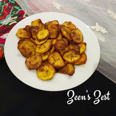A picture of Baked Salted Banana Chips.