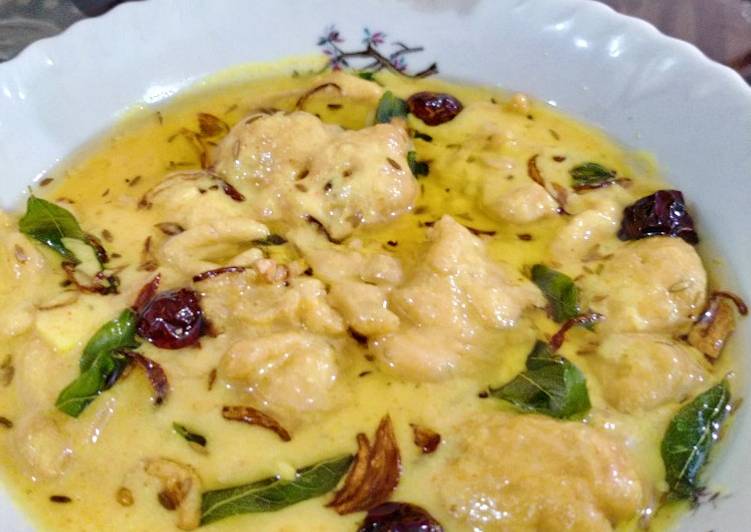 Easiest Way to Prepare Any-night-of-the-week Kadi Pakoda