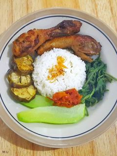 Foto resep Ayam Goreng Bumbu Bacem