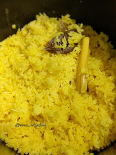 Foto resep Nasi Kuning Magicom