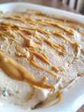Helado saludable de banana, cacahuete y galletas con pepitas de chocolate