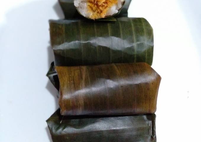 Lemper Isi Abon Ayam