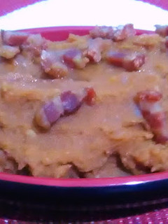 Una foto de Patatas meneás o revolconas