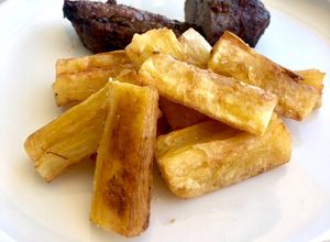 Una foto de Yuca frita