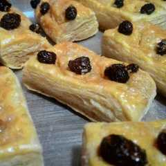 รูปของ Puff Pastry Sederhana