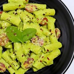 A picture of Tortiglioni in Avocado, Spinach and Tofu Sauce.