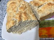 Una foto de pan amasado con aceite sin levadura