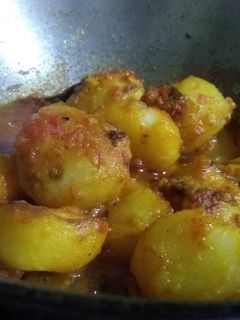 আলুর দম রেসিপির প্রধান ছবি
