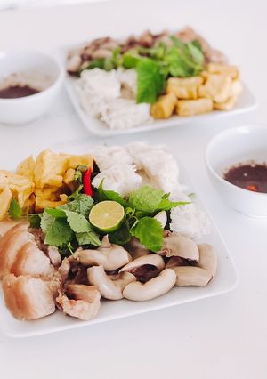 Hình của món Bún đậu mắm tôm lòng luộc.