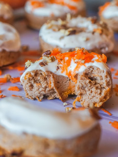 Una foto de Donuts Carrot Cake