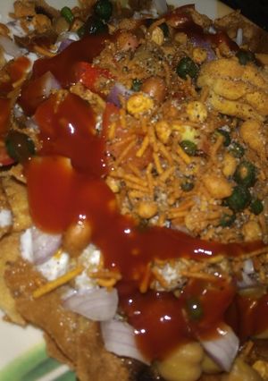 A picture of Leftover roti chaat.
