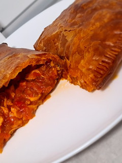 Una foto de Empanadilla gigante de pollo sin gluten
