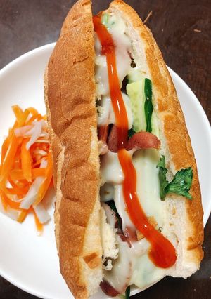 Hình của món Ăn sáng cũng bánh mì.