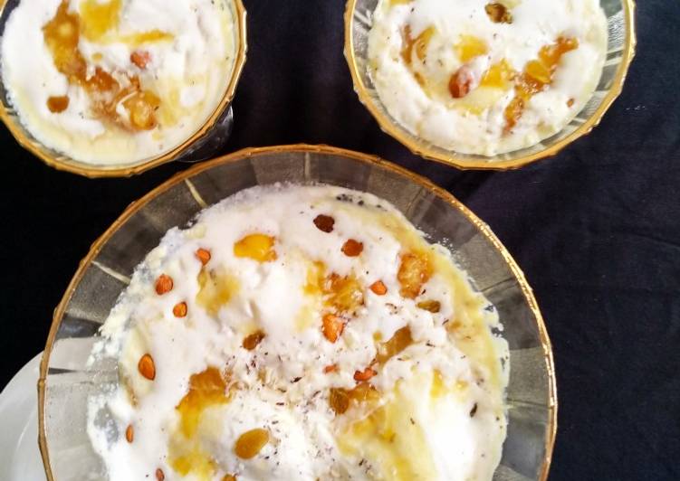 Khubani Apricot Pudding with Venilla Icecream