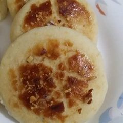 A picture of Nan khatayi.
