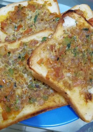 A picture of Open sandwich.