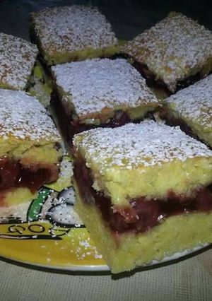 Hamis meggyes pite recept fotója