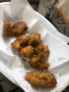 Una foto de Buñuelos de tallos de Acelga o Espinaca