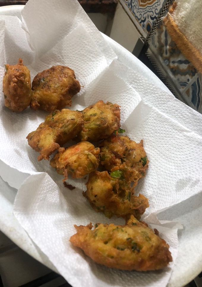 Una foto de Buñuelos de tallos de Acelga o Espinaca