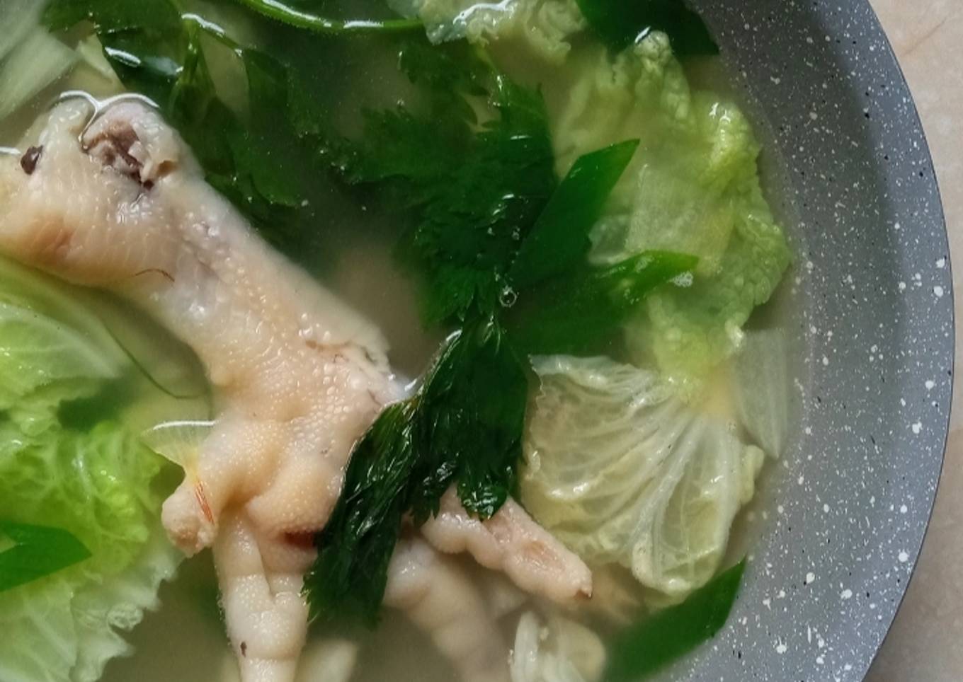 Sup sawi putih ceker (kaki ayam) batita