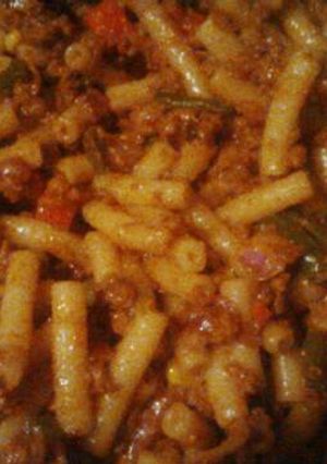 A picture of Macaroni and mince.