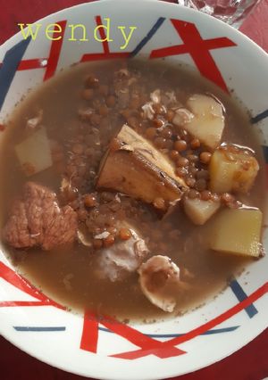Una foto de Potaje de lentejas