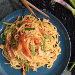 A picture of Chow Mein.
