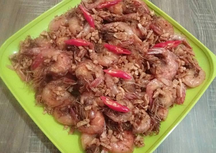 Cara Gampang Menyiapkan Udang Goreng Bawang Putih, Lezat