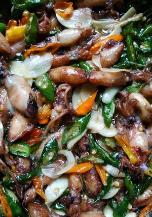 Foto resep Tumis Cumi Asin Pedas