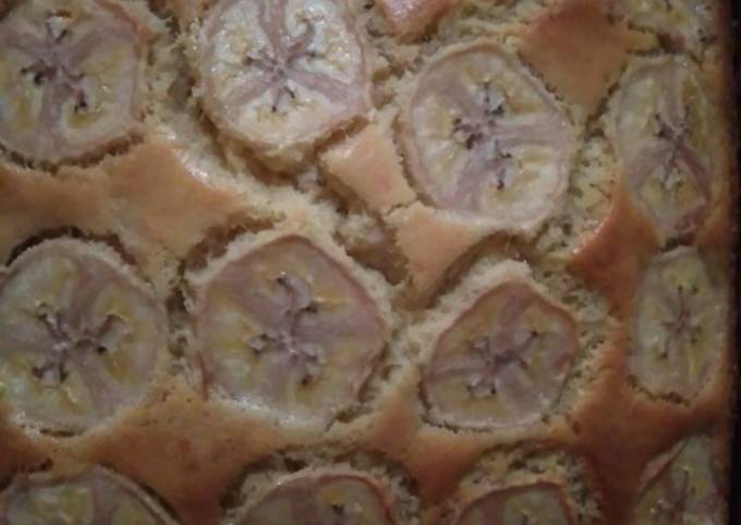 Langkah Mudah untuk Menyiapkan Banana cake moist yang Lezat Sekali