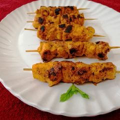 Chicken tandoori tikka boti in frying pan A picture of Chicken tandoori tikka boti in frying pan.