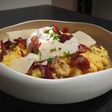 Courge spaghetti, crème de parmesan, coppa grillé et œuf poché