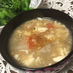 A picture of Japanese smashed Tofu Soup.