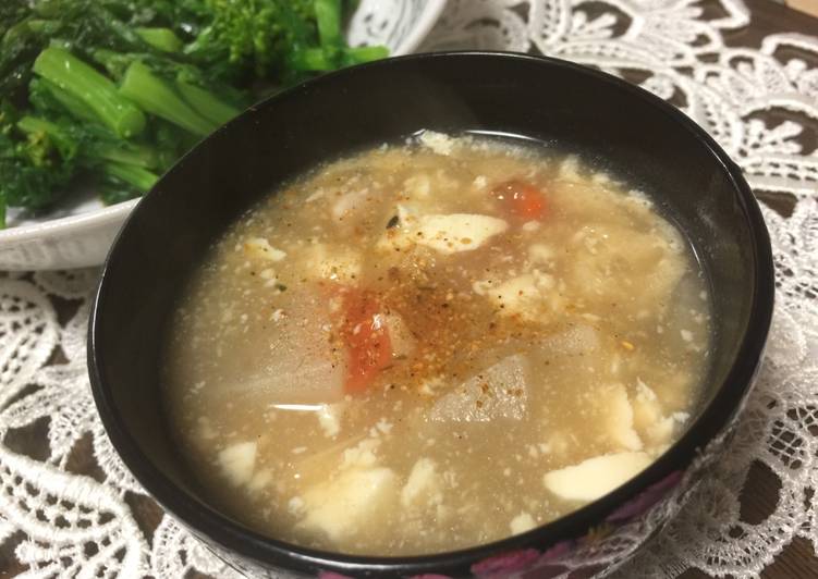 Get Breakfast of Japanese smashed Tofu Soup