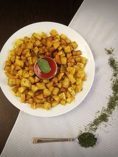 عکسی از دستور سیب زمینی ویژه (بطاطا حرة)😍