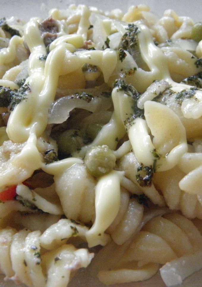Una foto de Ensalada de pasta sabrosa