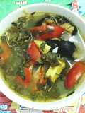 Canh chua cá trê nấu lá giang
