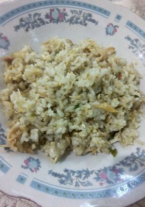 Foto resep Nasi goreng ayam telor aroma daun jeruk