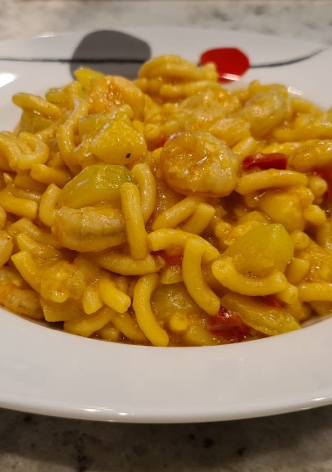 Una foto de Fideuá de calabacin y gambas