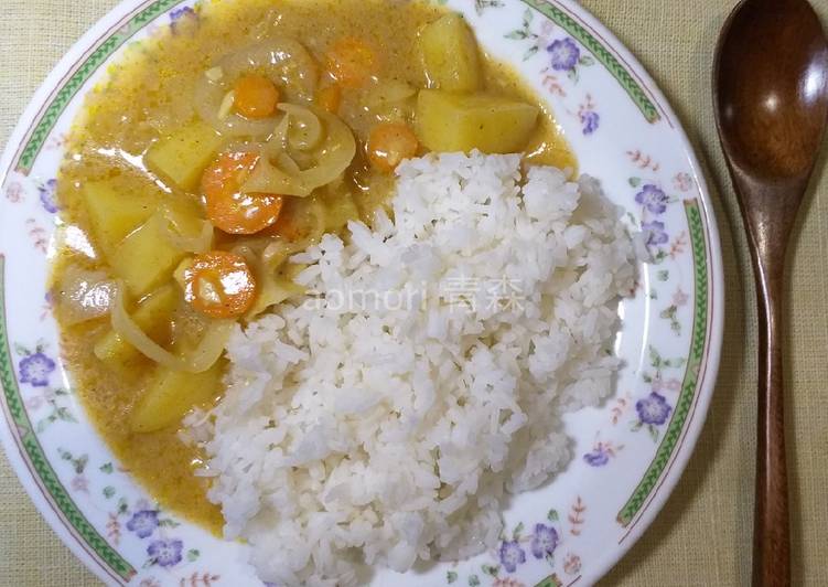 Cara termudah untuk Membuat SempurnaJapanese Chicken Curry カレーライス Nasi Kare versi kearifan lokal ☆