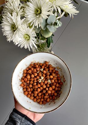 A picture of Crispy Chickpea Snack.